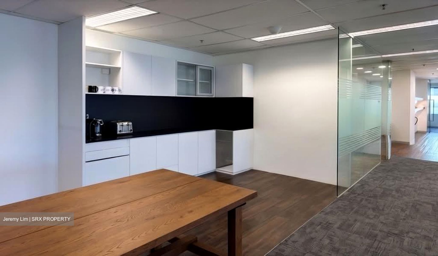 Oue Downtown (D1), Office #552727341